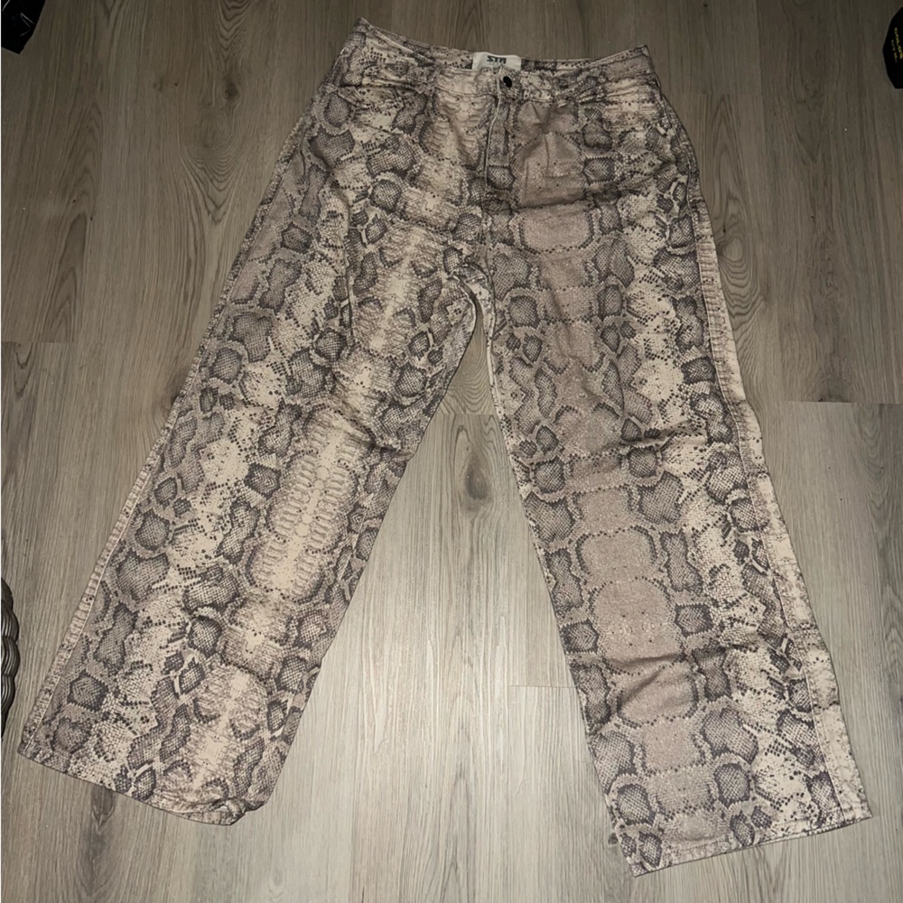 Stradivarius Baggy Jeans Size 12 | Brown & Cream High-Rise Denim